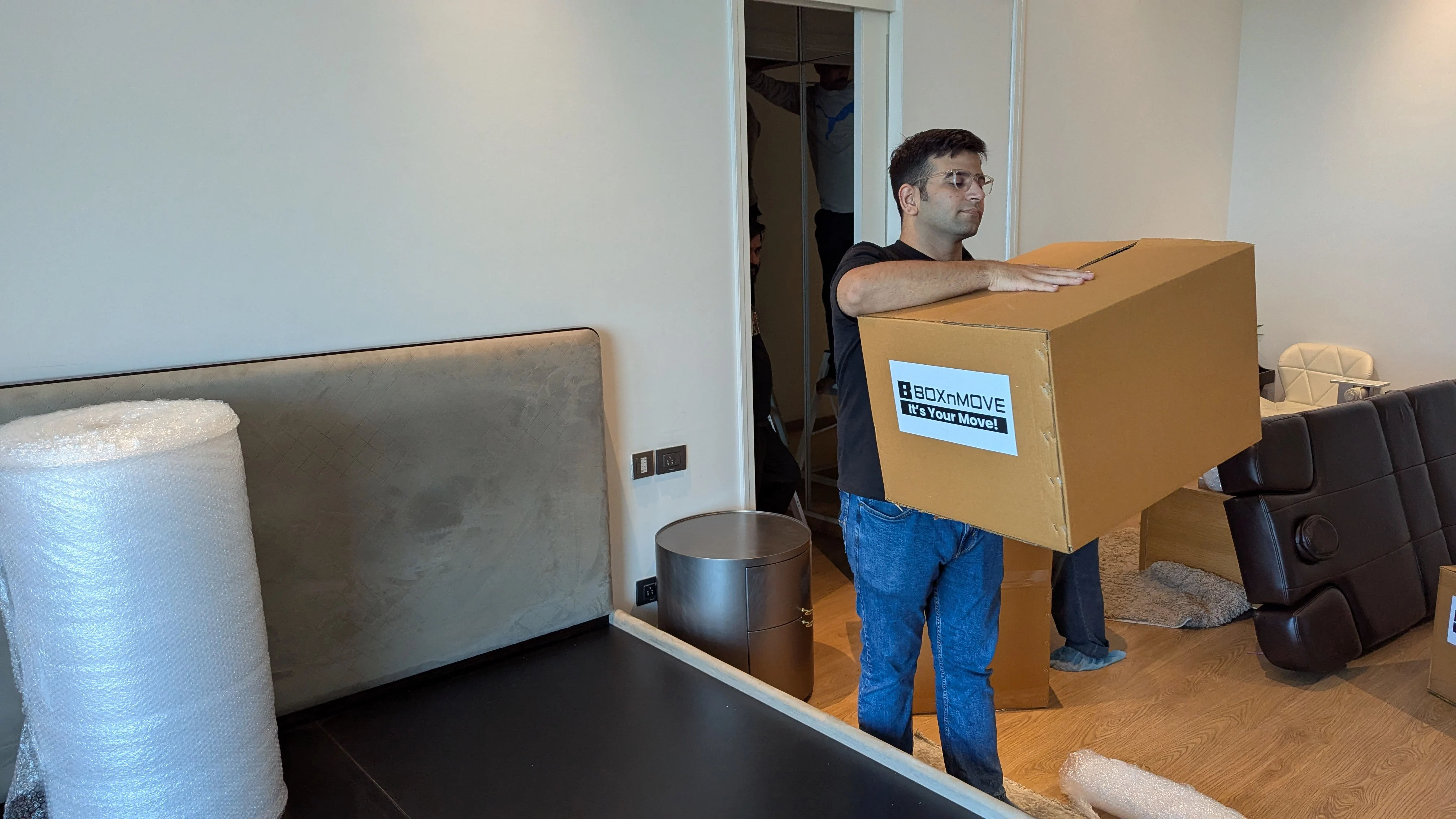 BOXnMOVE Packers and Movers Hero