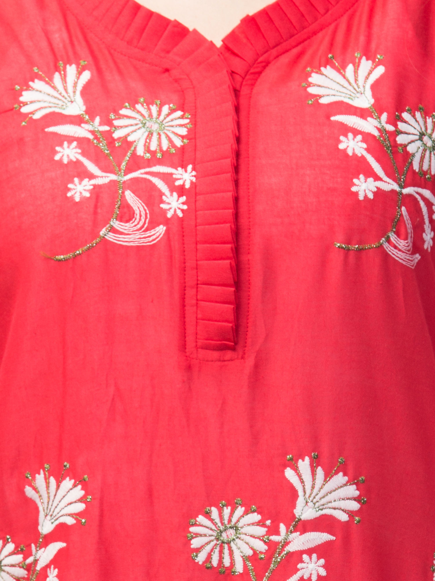 Women’s Floral Embroidered Straight Kurti with Lace Detailing