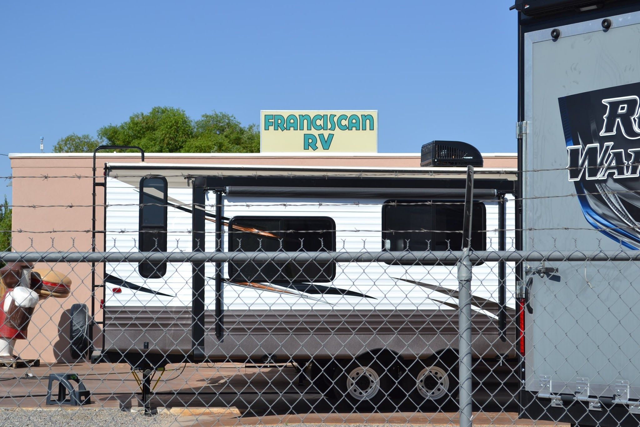 Services & Products Franciscan RV Inc in Hatch NM