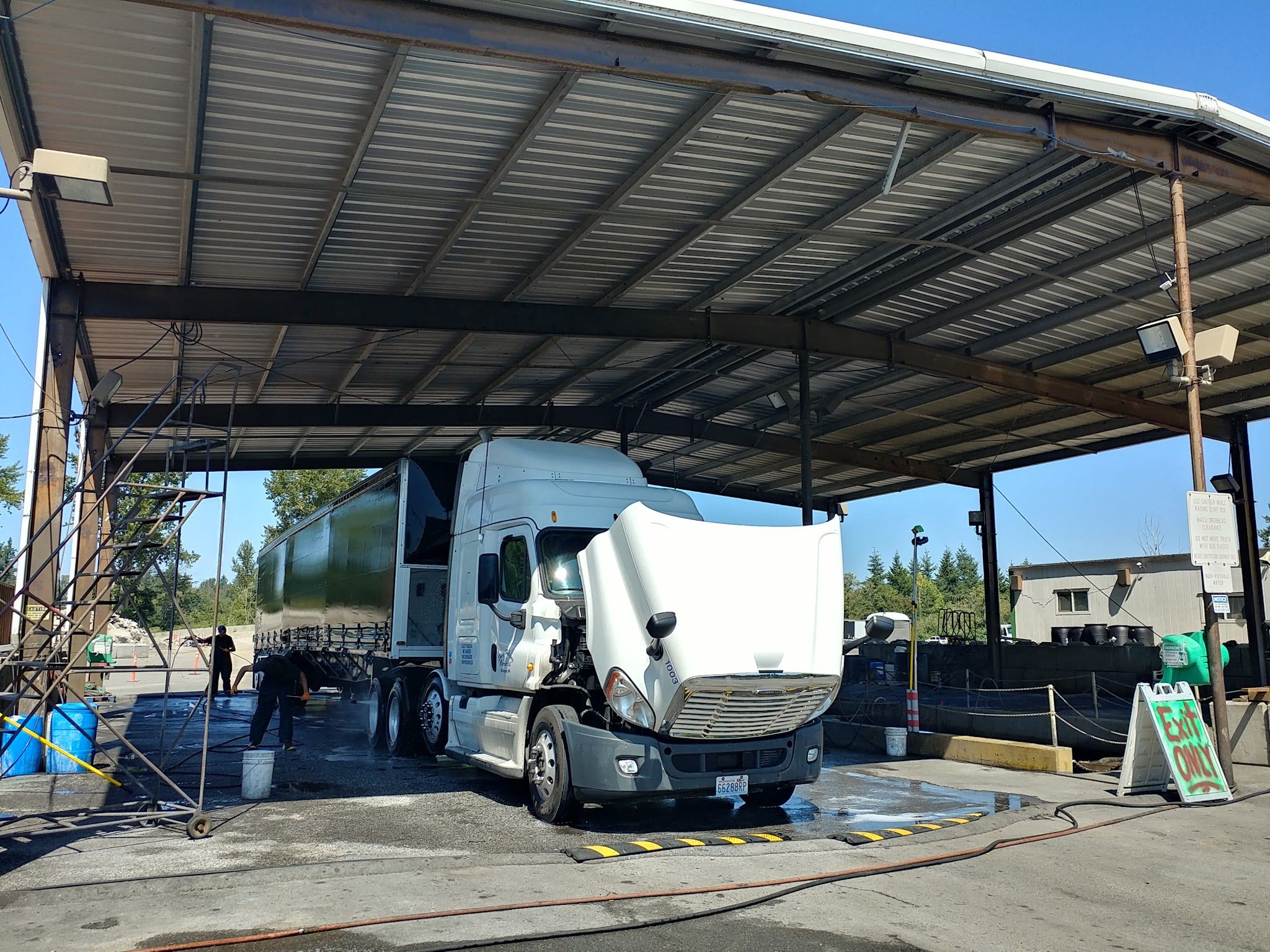 Services & Products Bellingham Truck Wash in Bellingham WA