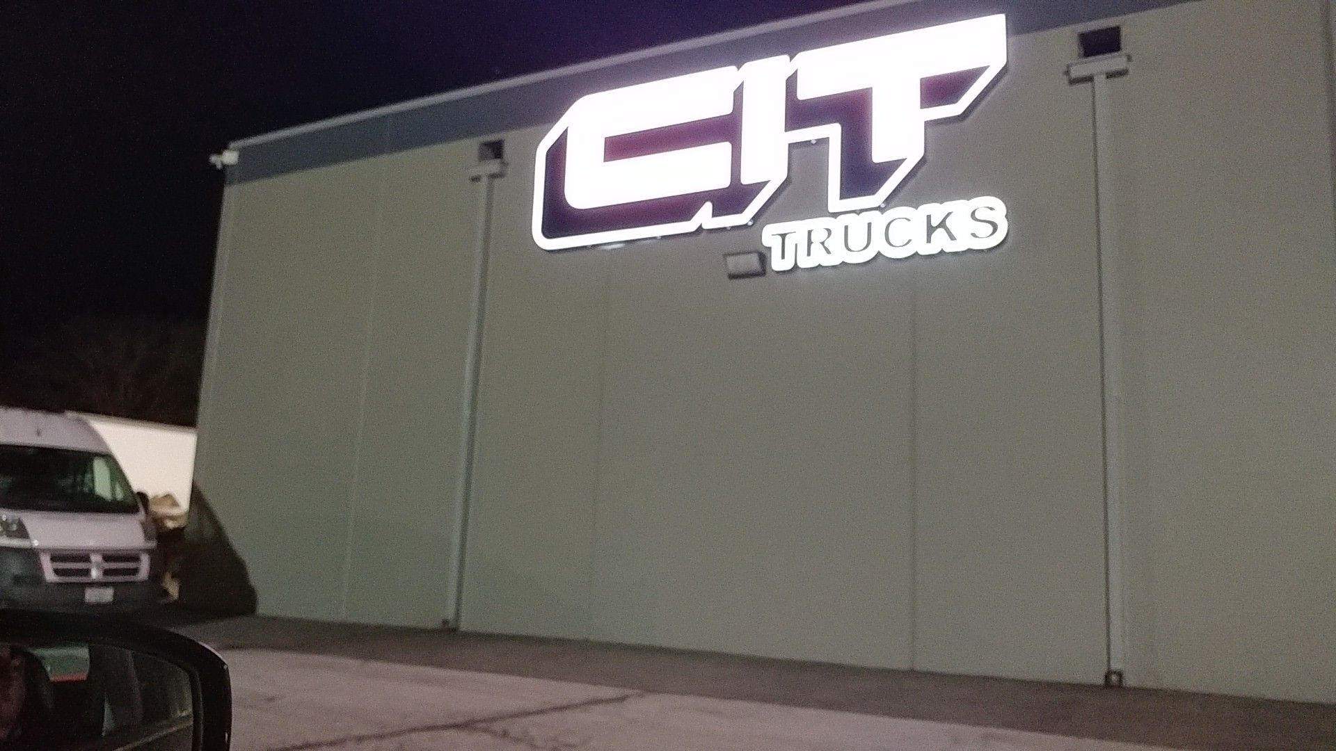 CIT Trucks - Champaign IL
