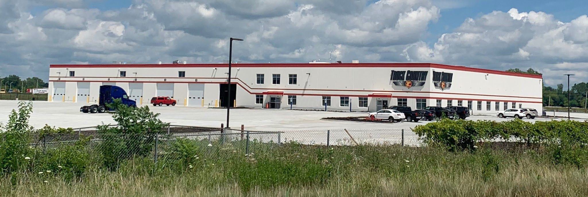 Services & Products Truck Country/Stoops Freightliner of Hampshire in Hampshire IL