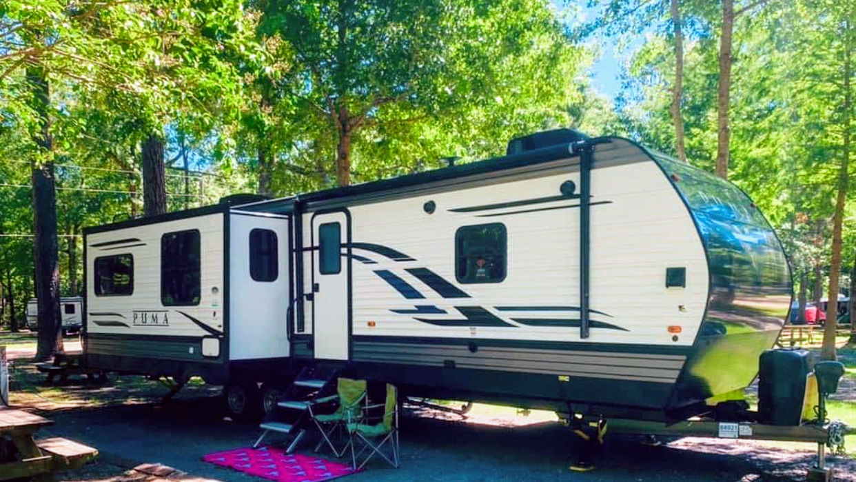 Services & Products Lightning Rv Rentals in Madisonville LA