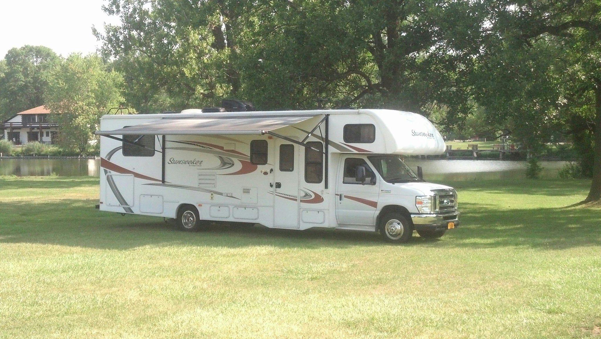 Services & Products Service Van Equipment & RV Specialist/Four Seasons RV Rental in Liverpool NY