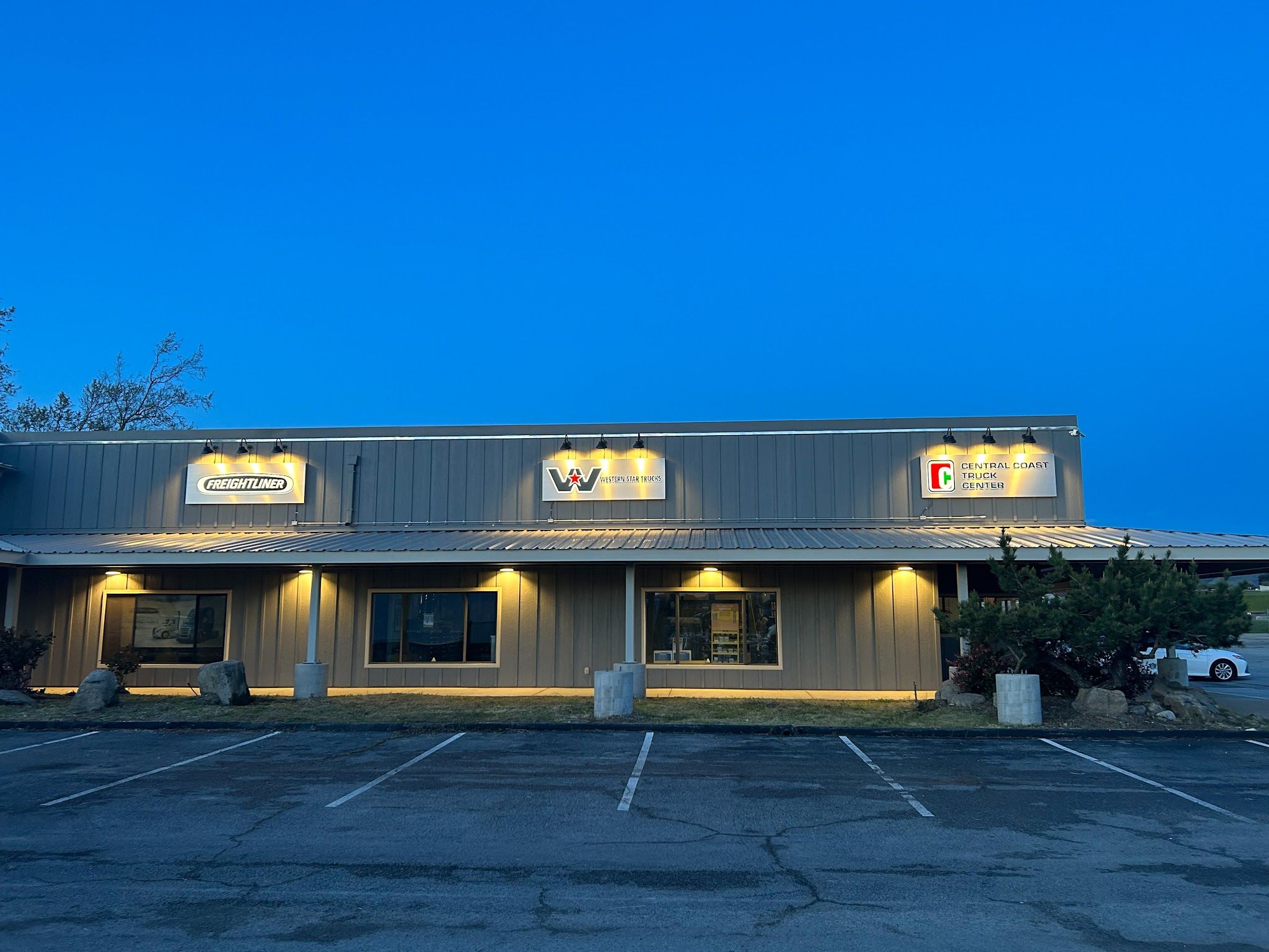 Central Coast Truck Center - San Luis Obispo