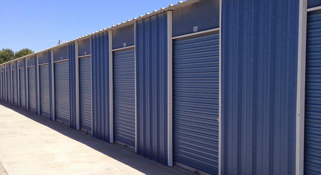 Services & Products Lucky's Mini Storage in Lemoore CA