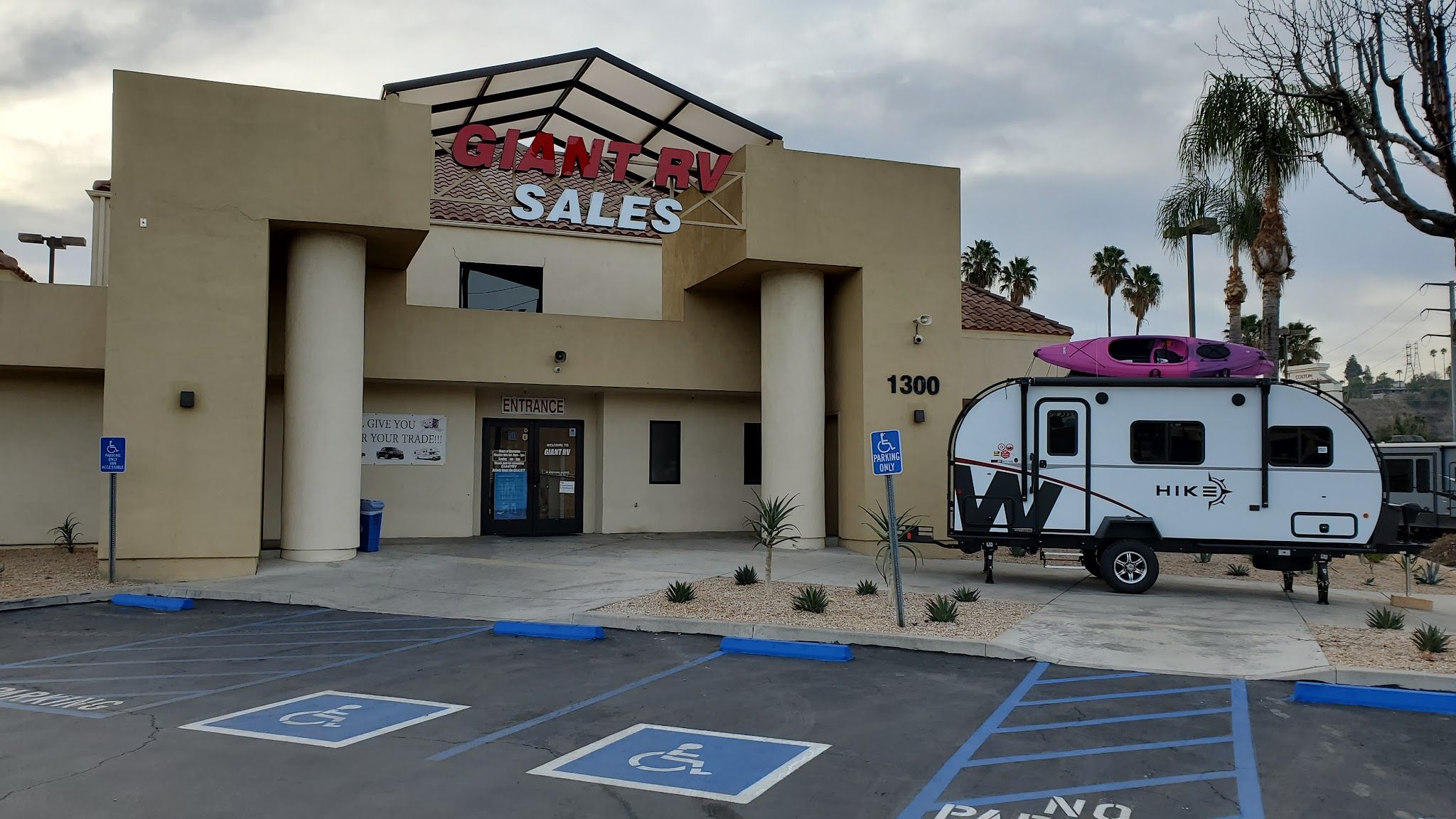 Services & Products Giant RV Colton in Colton CA