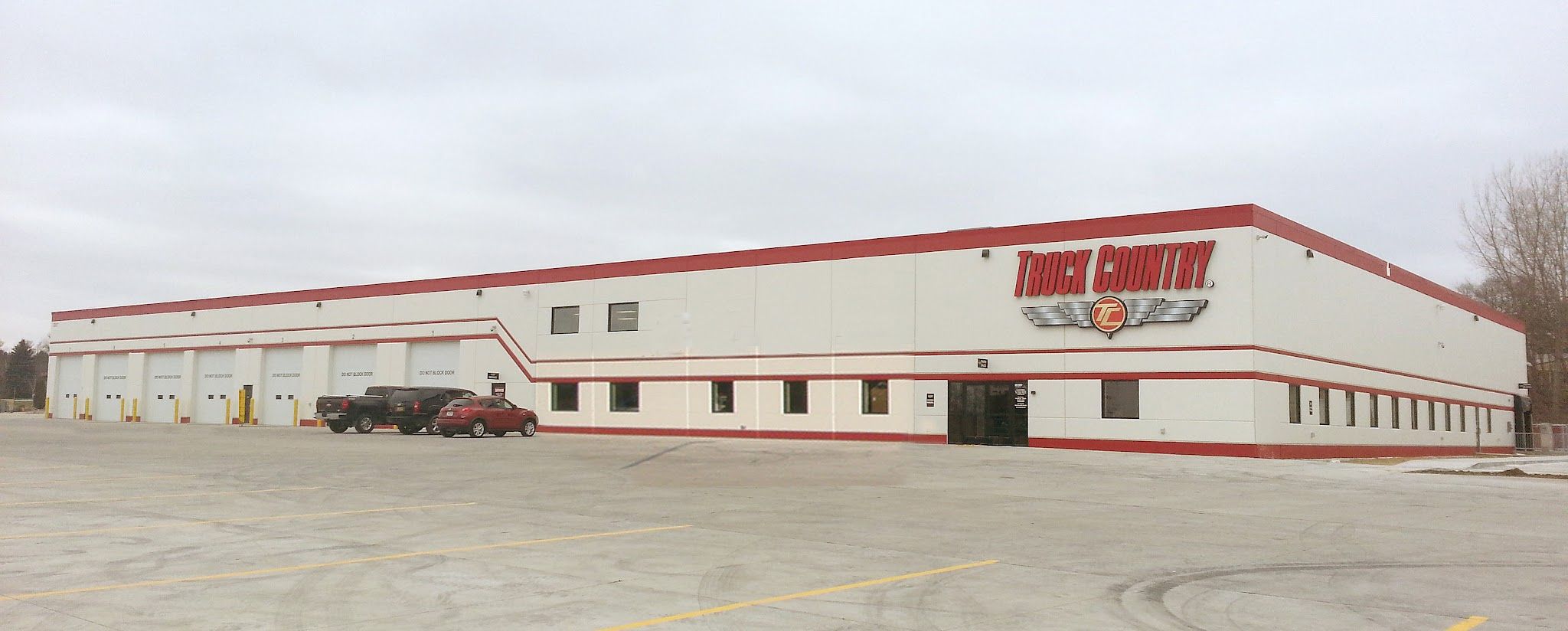 Services & Products Truck Country/Stoops Freightliner of Dubuque in Dubuque IA