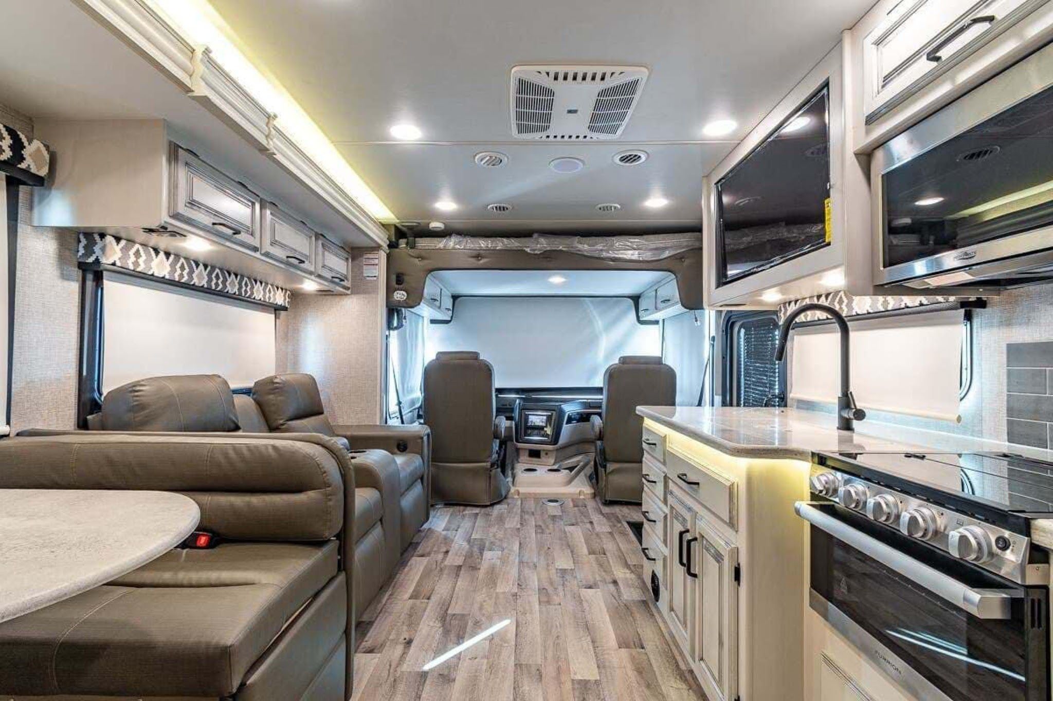 Services & Products B&W RV rentals in Chantilly VA