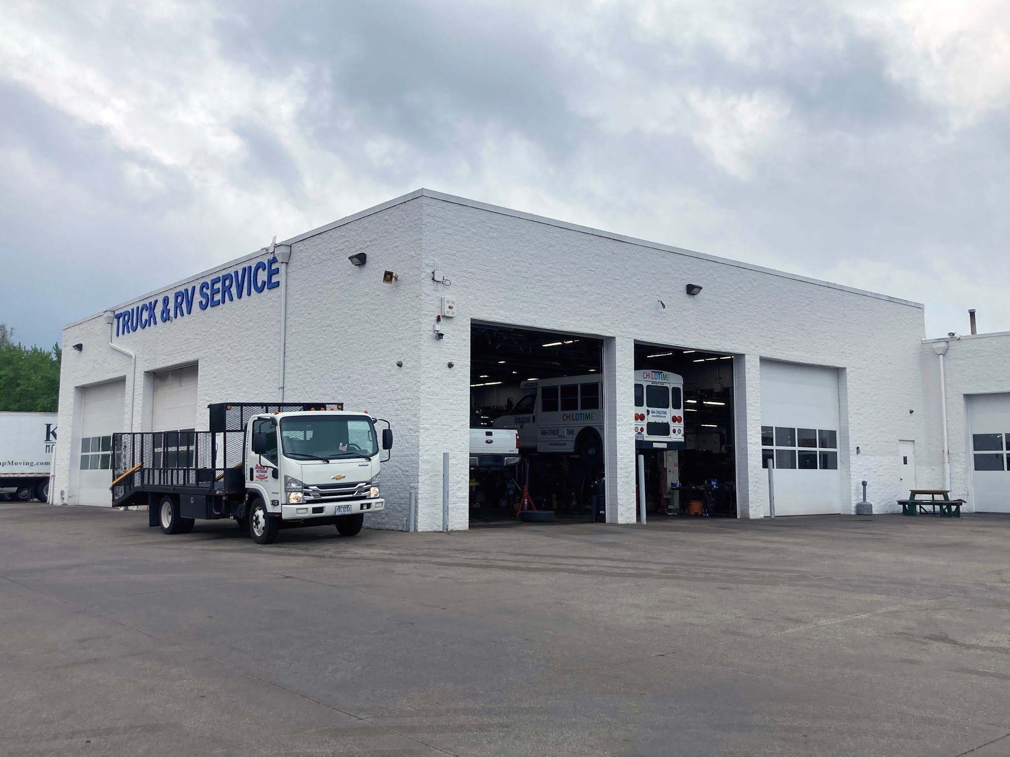 VanDevere Commercial & Fleet Service Center