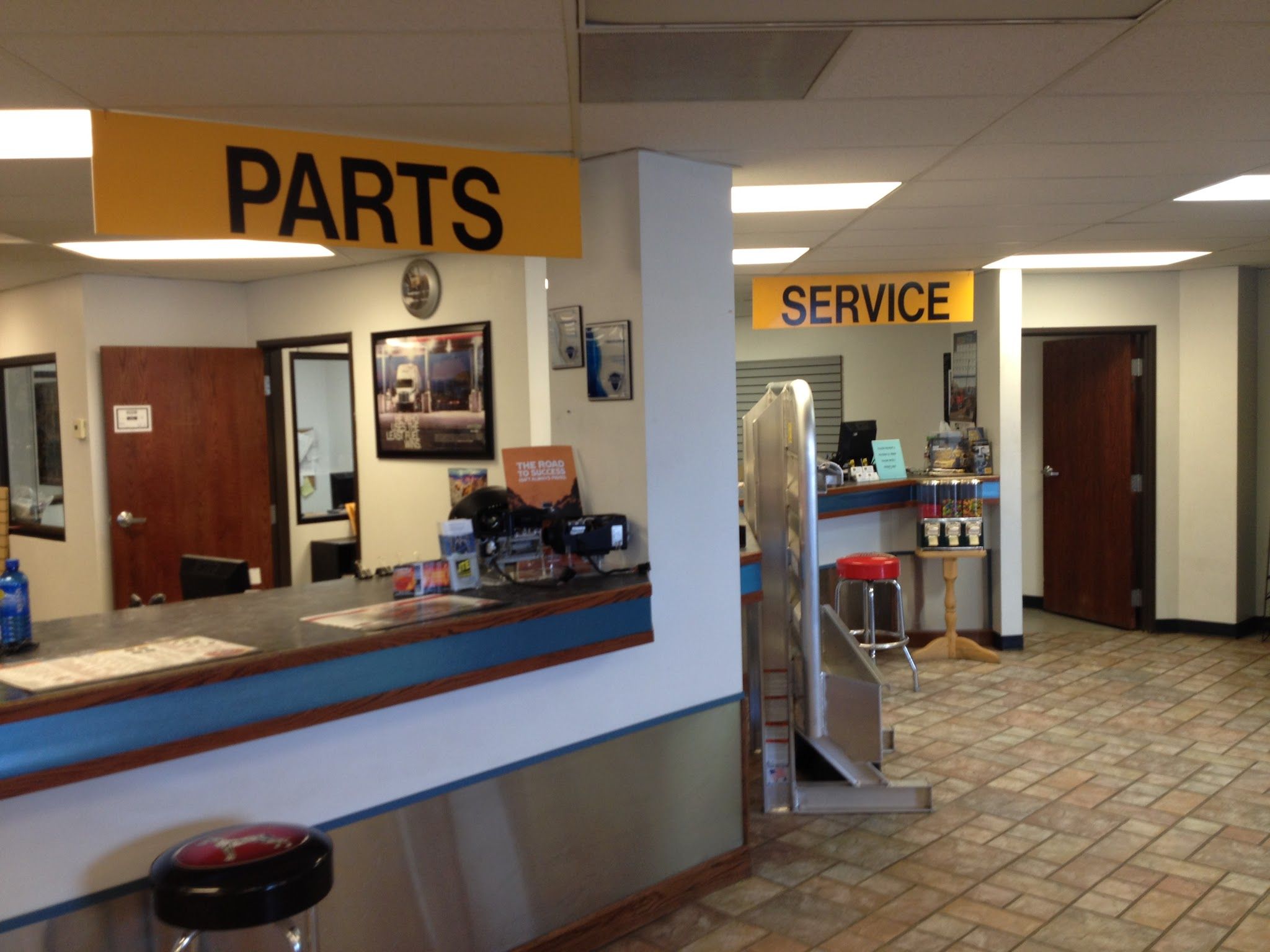 Services & Products Floyd's Truck Center Gillette in Gillette WY