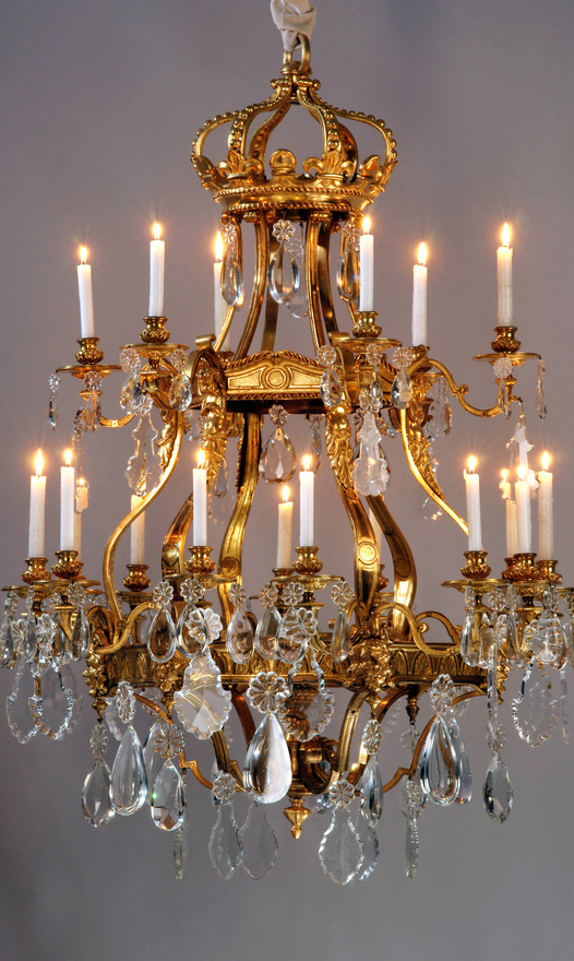 Louis XIV Chandelier with 18 lights