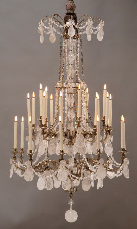 Important 18th Century Chandelier with Crystal Drops