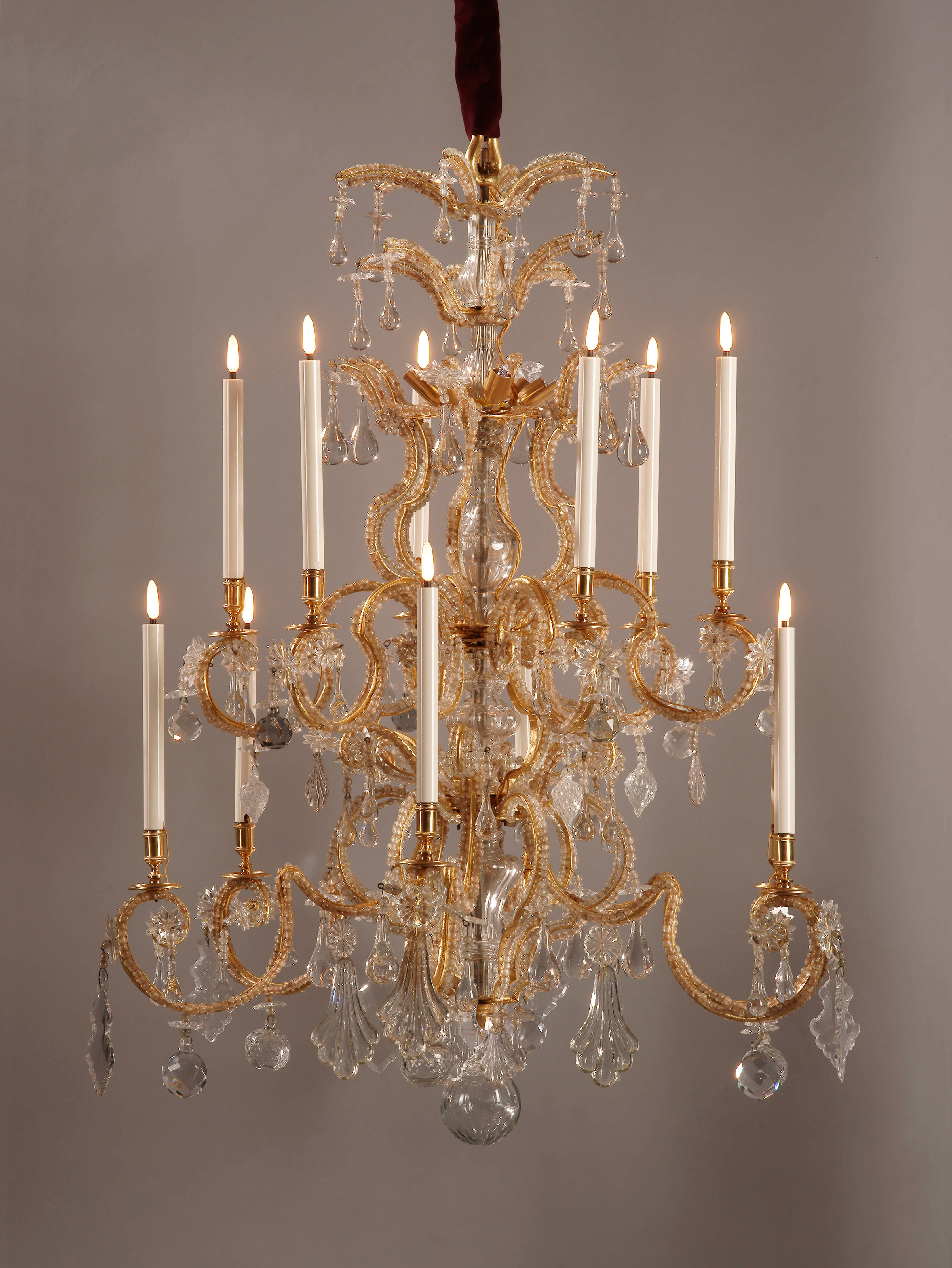 Large Genoese Chandelier with 12 lights
