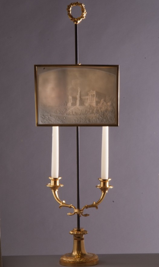 Lamp with Lithophane screen