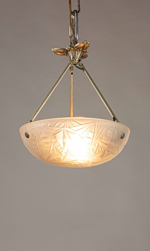 Ceiling light half-sphere