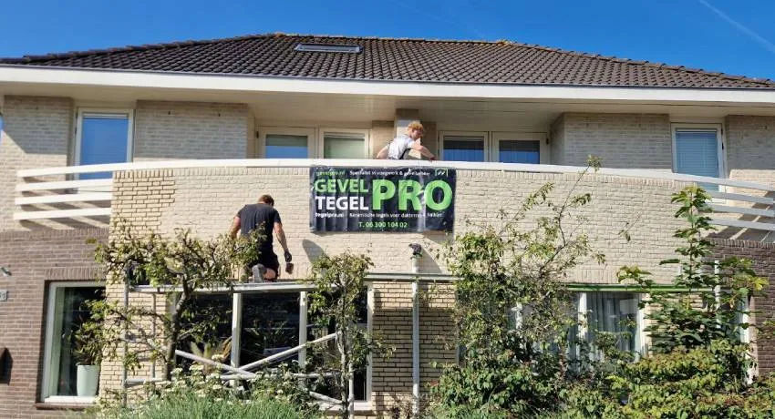 Laat je gevel professioneel renoveren of reinigen door GevelPRO