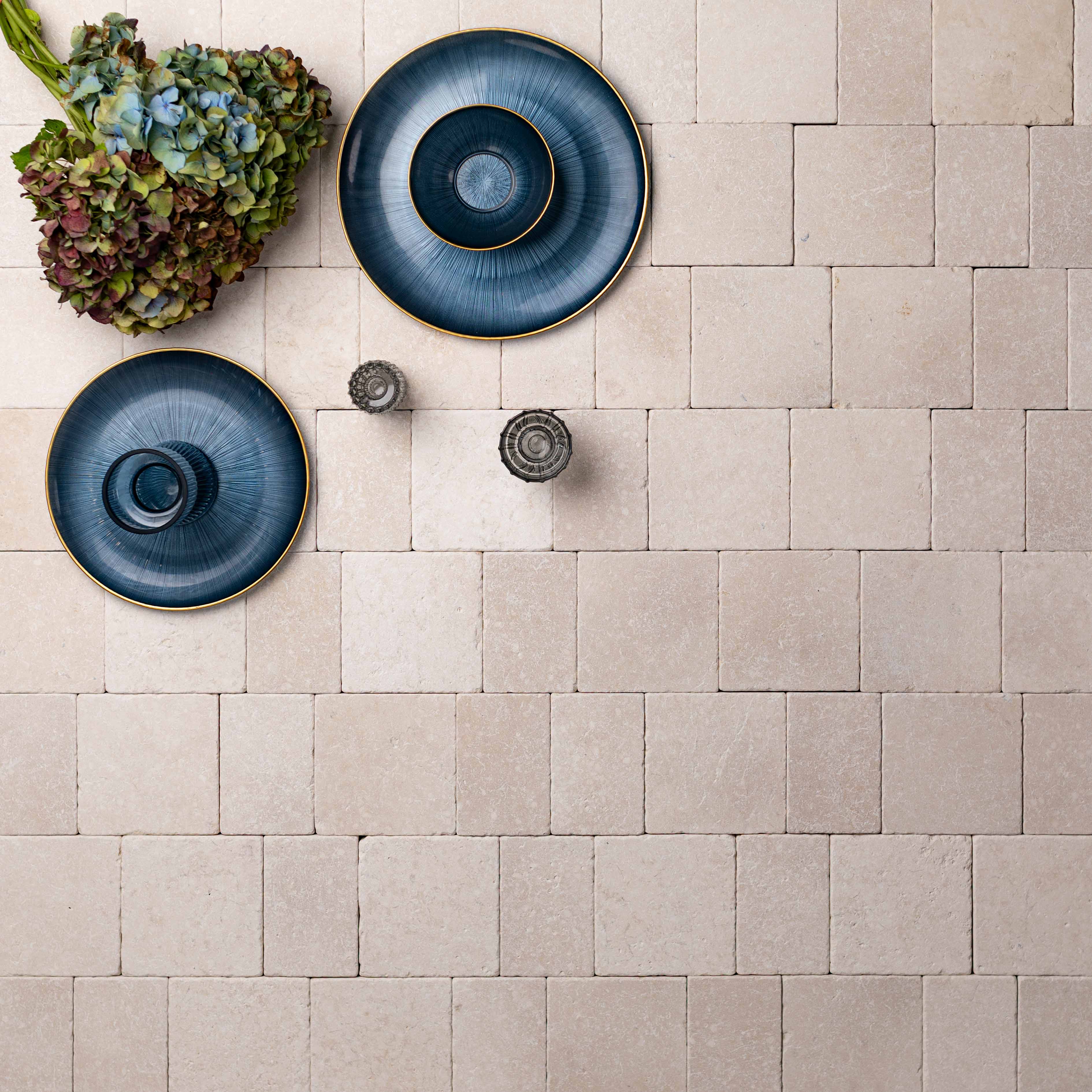 BORDEAUX  - Honed & Tumbled | Cobblestones - Calibrated