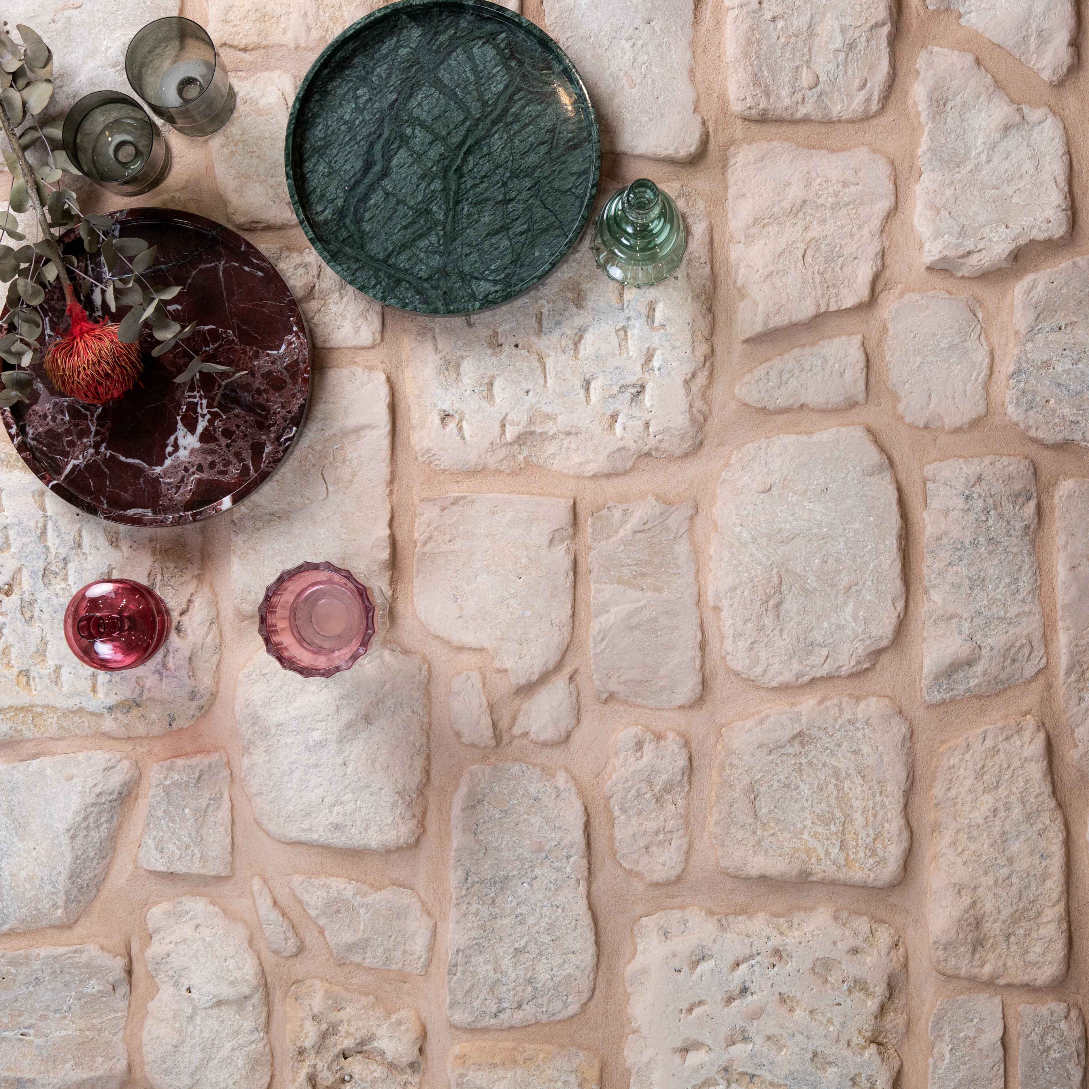 CAMERILLIO Travertine - Pitcher Tops