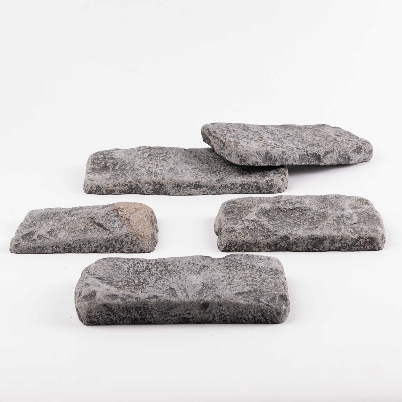 GatherCo Canto WhiteWall Basalt PitcherTop SplitTumbled-3