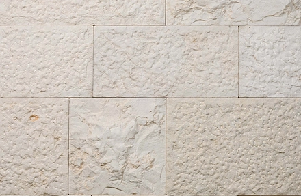 IMAGES/SURFACES/DOVERTON/PROFILE/GatherCo_Doverton_Finish_Limestone_BlockFaceWalling_SplitConvictPicked.jpg