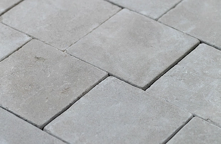 IMAGES/SURFACES/LUMIRA/PROFILE/GatherCo_Lumira_Profile_Limestone_Cobblestone_HonedTumbled-3.jpg