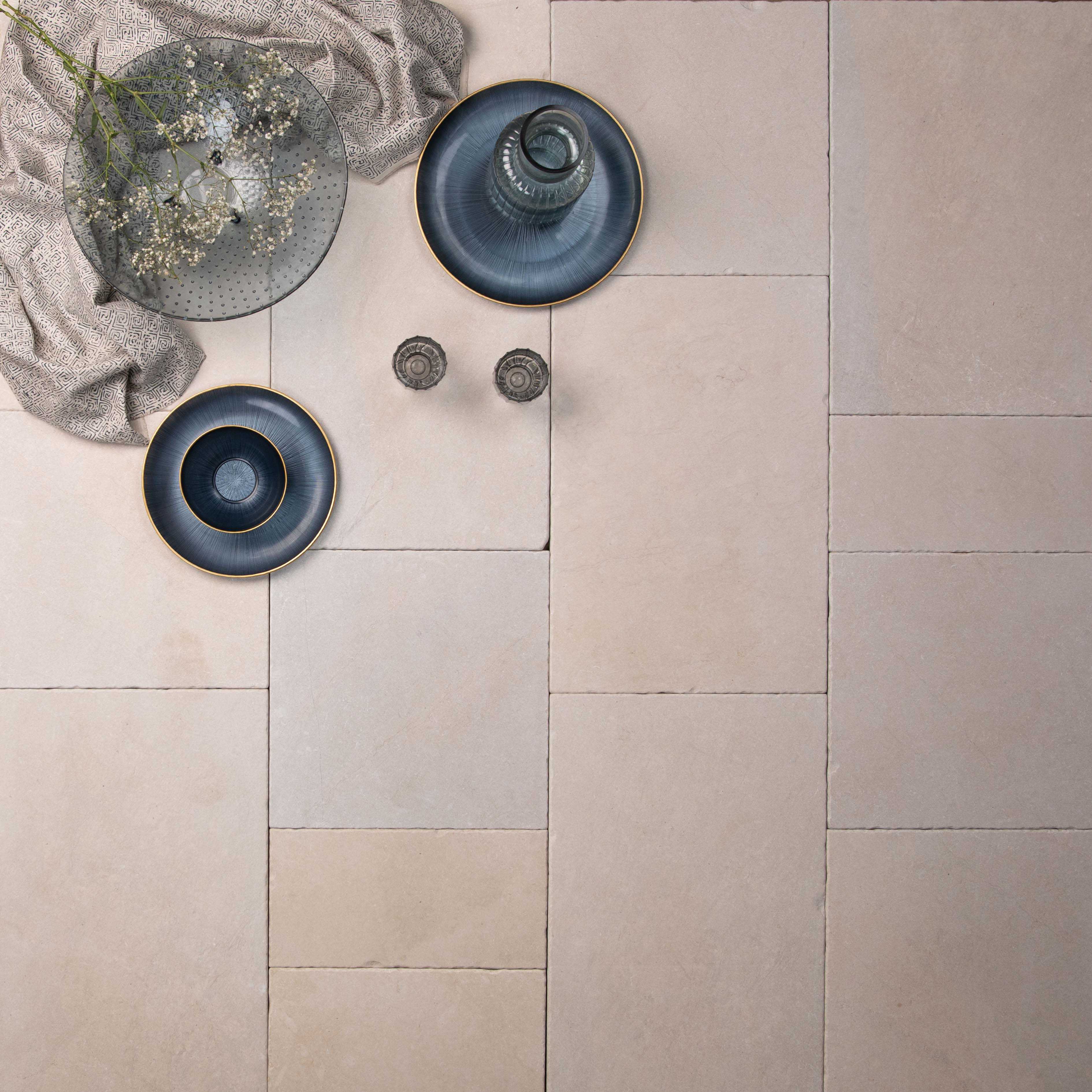 MAGNOLA Limestone - Sandblasted Brushed & Tumbled