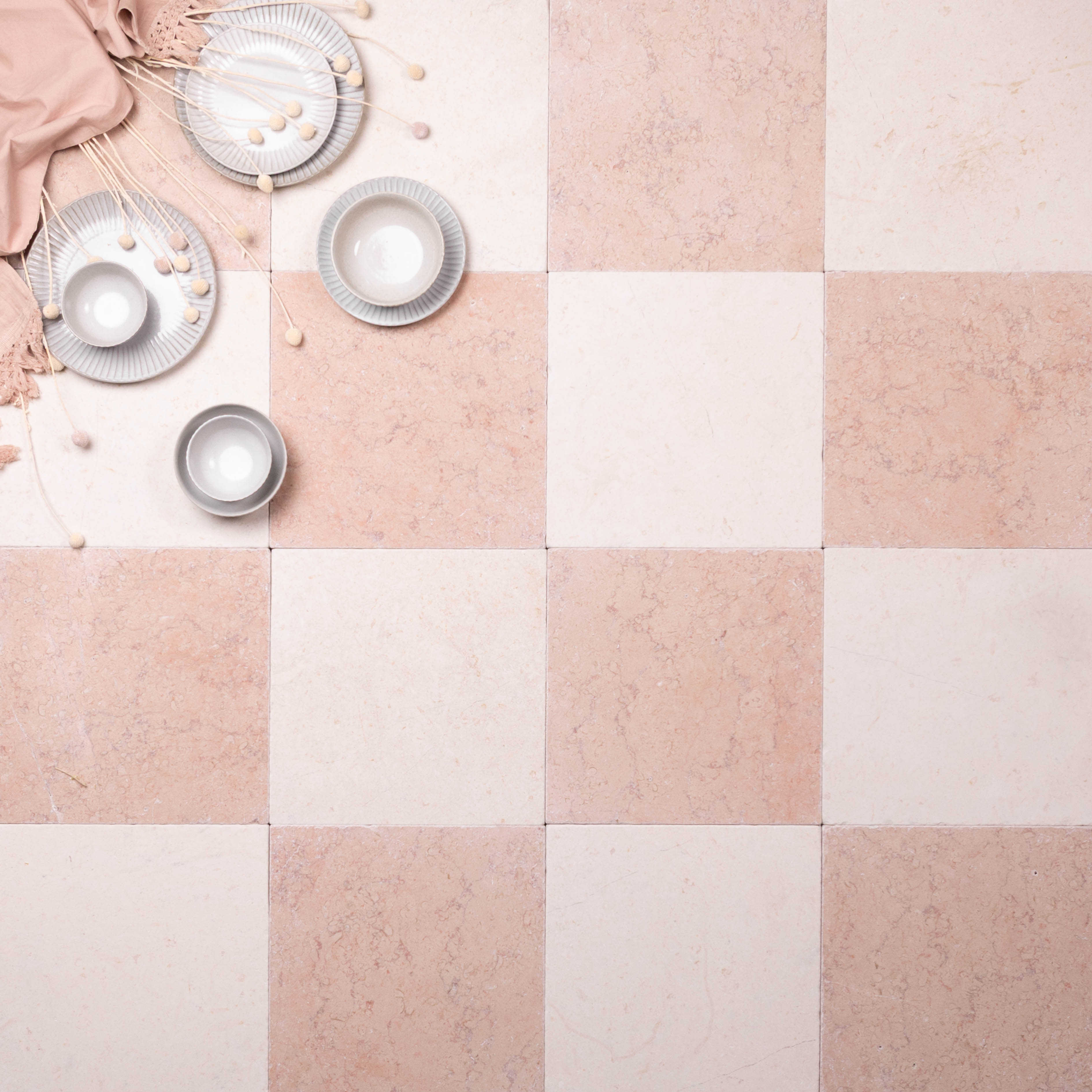 MAGNOLA  - Magnola + Zahri | Pattern Lay - Checkerboard