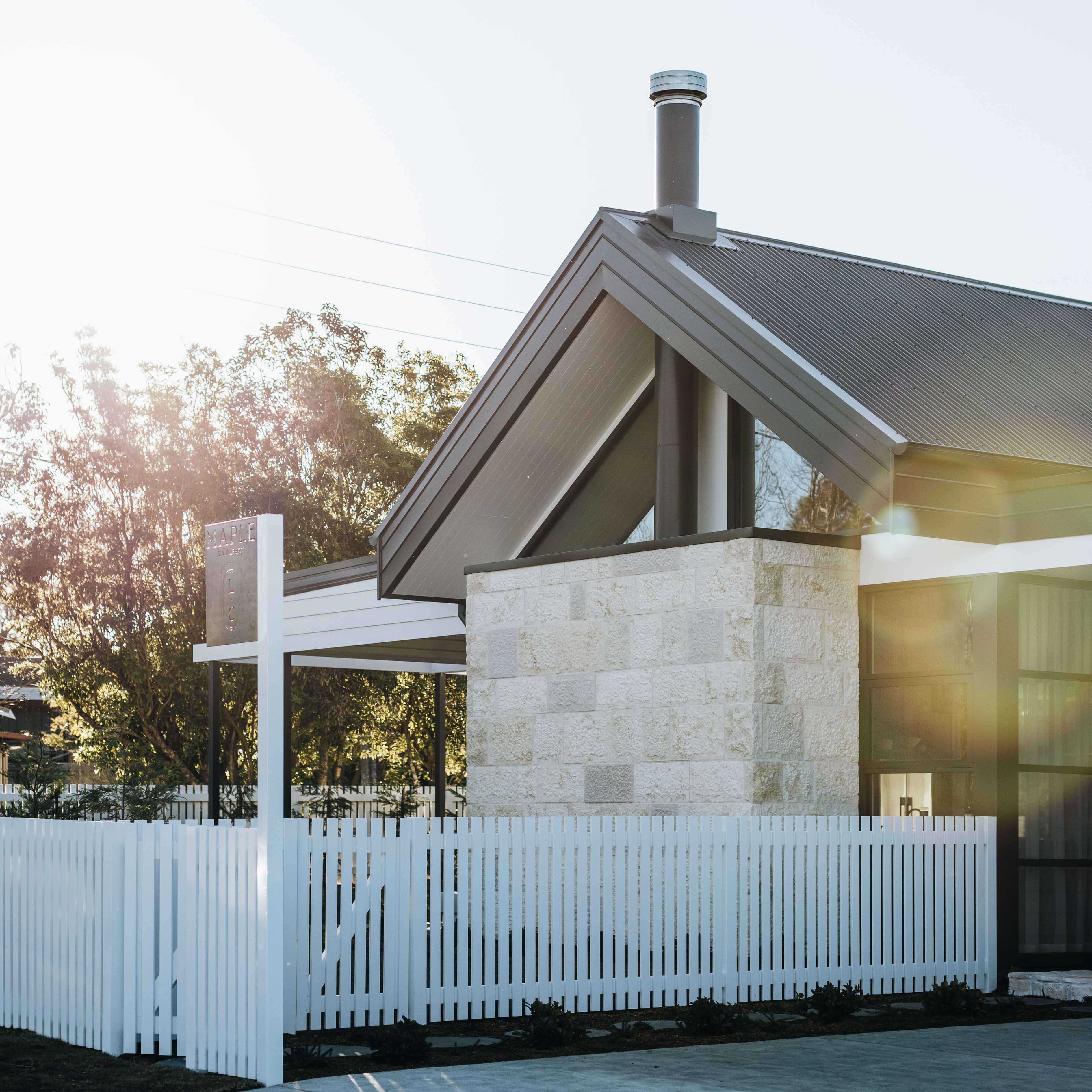 GatherCo Oxley Project Limestone BlockFaceWalling Linnaeus Maple SoulHome StarkConstruction HayleyHaynes158