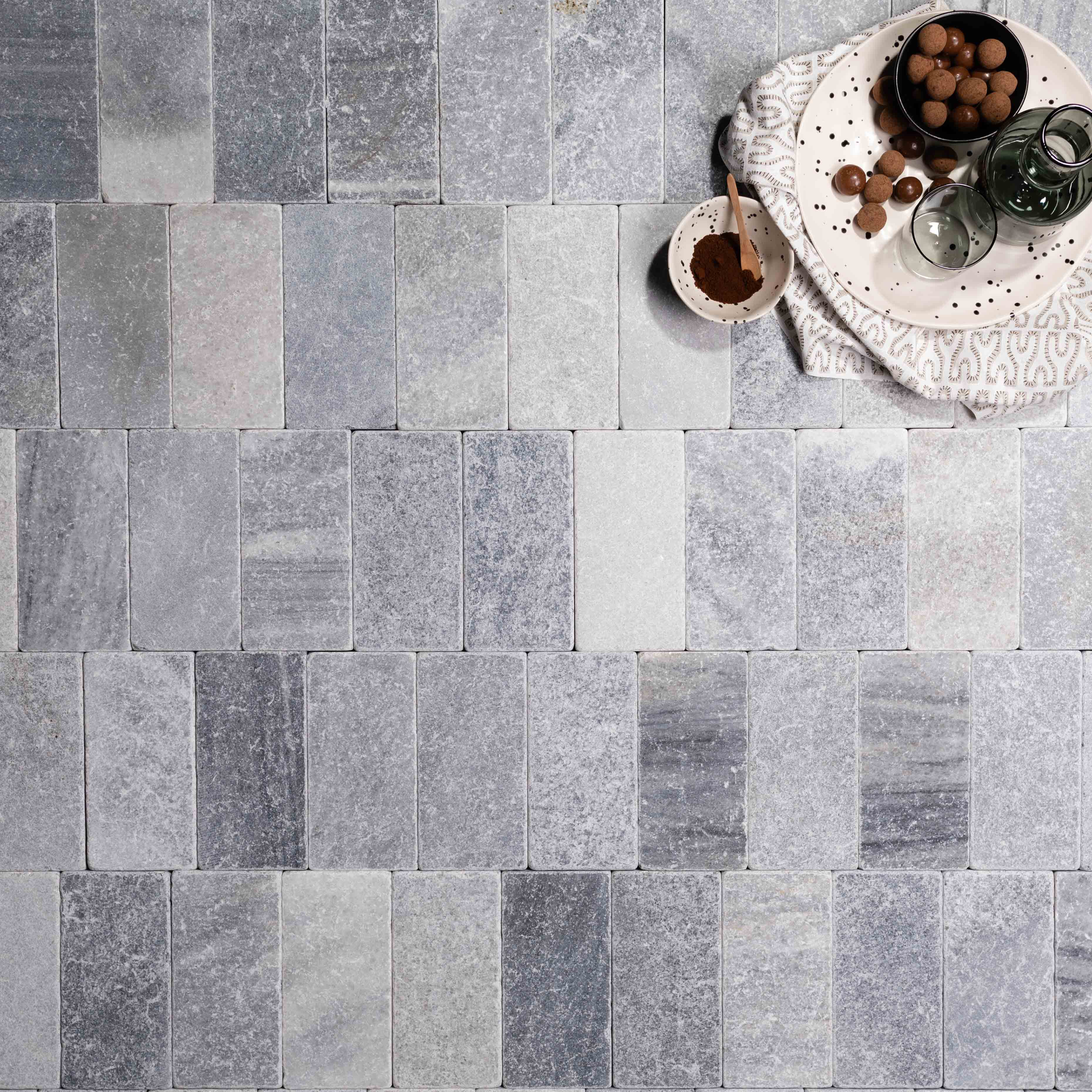 TRAN Marble - Wide Bricks
