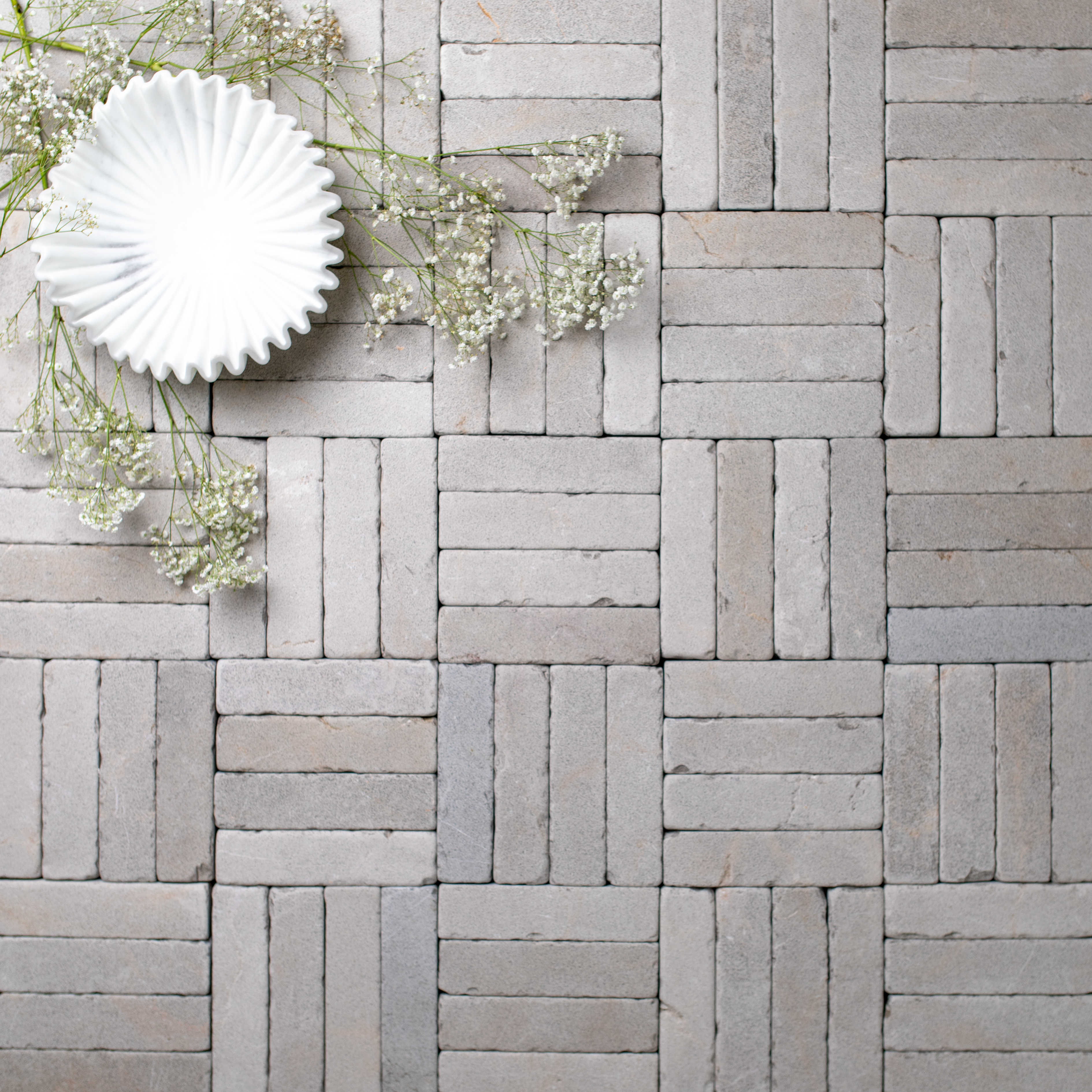 WOLFDEN  - Sand Blasted & Tumbled | Battens - Narrow Bricks
