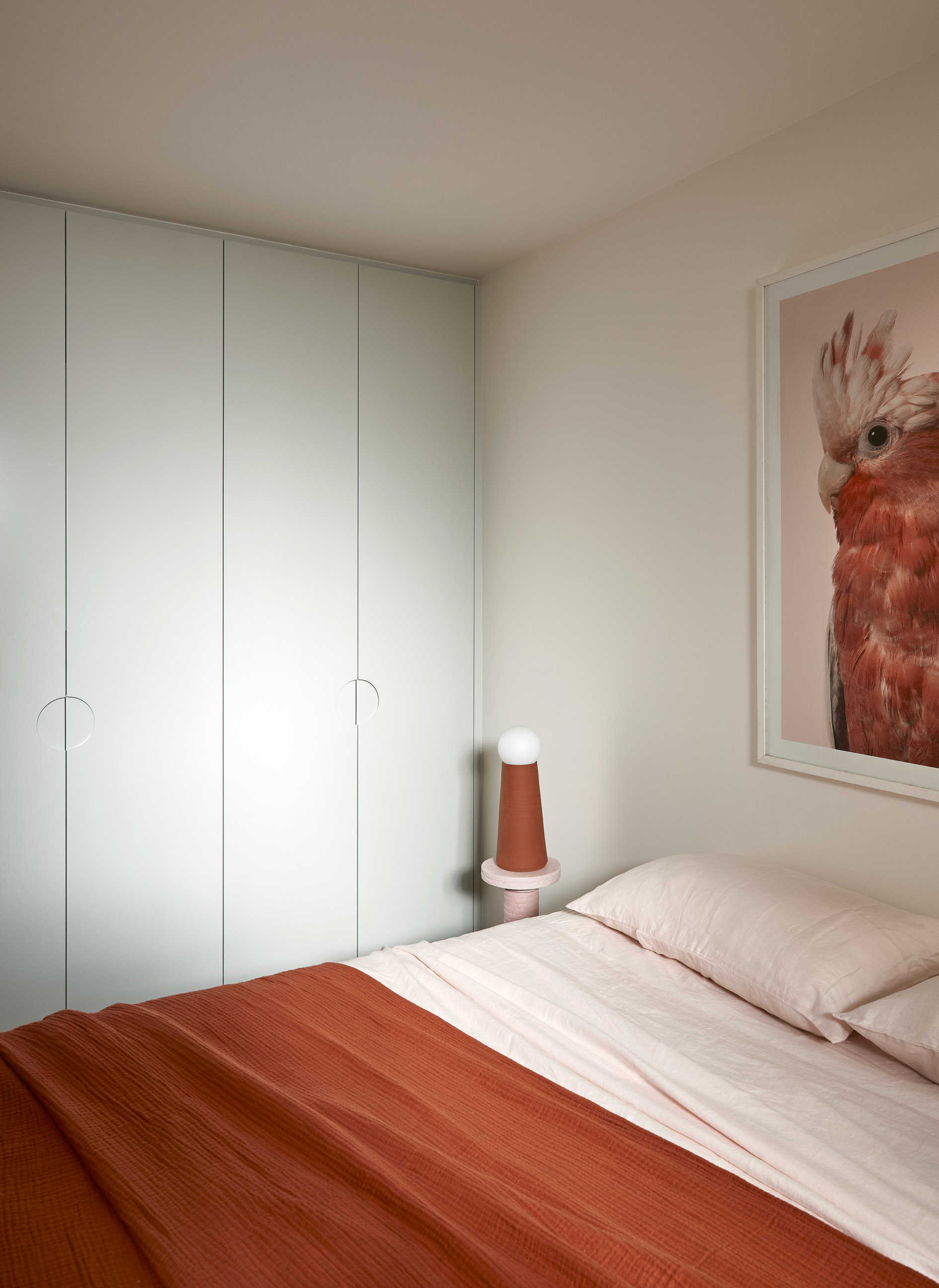 GATHERCO TomMarkHenry DamianBennett MalinaLightTerracotta1 1766020165