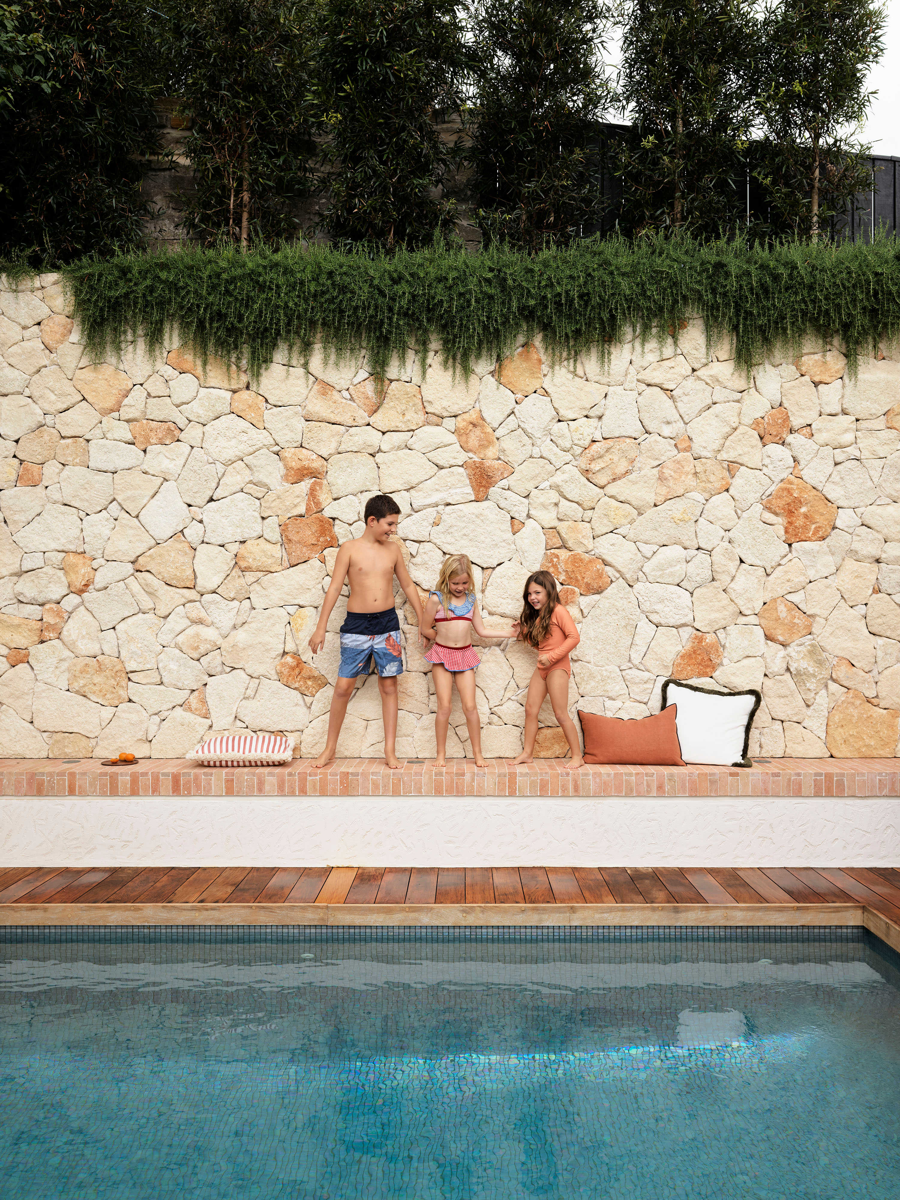 GatherCo Bombala Project Limestone NaturalLayWalling Natural WyerCo AnsonSmart-9 1750137944