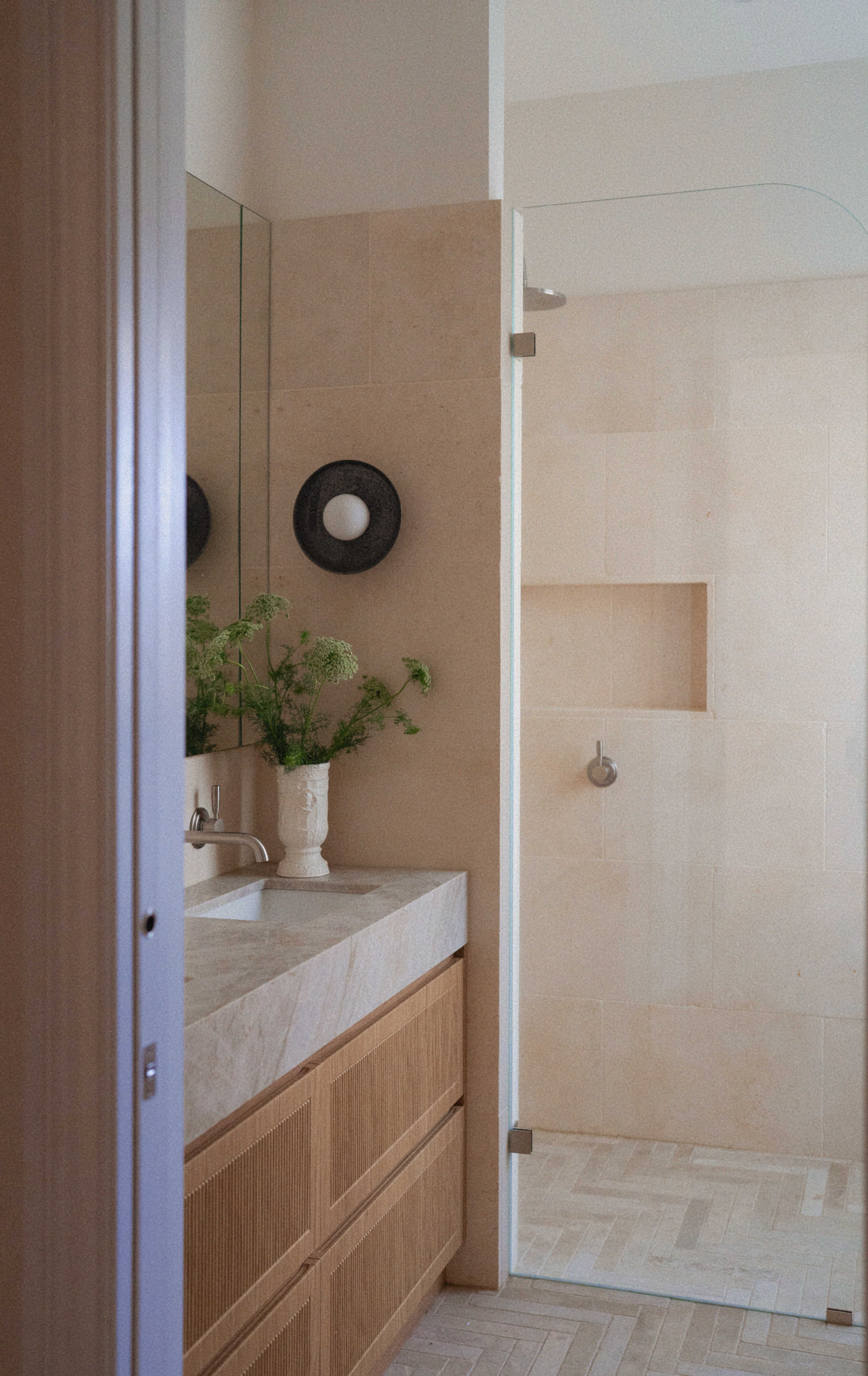 GatherCo Kesi Limestone Tiles SandbalstedTumbled StudioJoan BiancaTasminPhotography5 1780440269