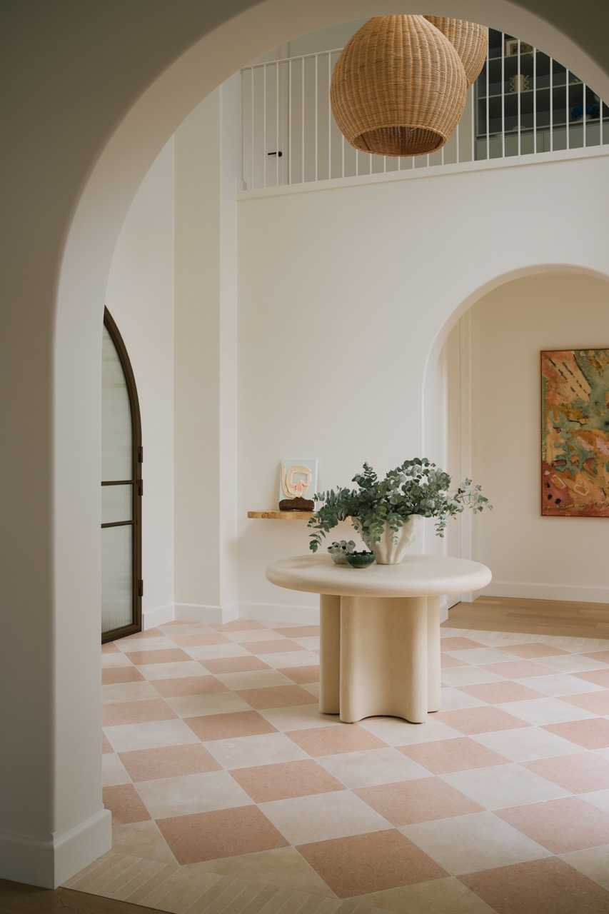 GatherCo ZahriMagnola Limestone CheckerboardTiles TennysonAndDaleyDesign AlykBuilding AndyMacpherson1 1780449447