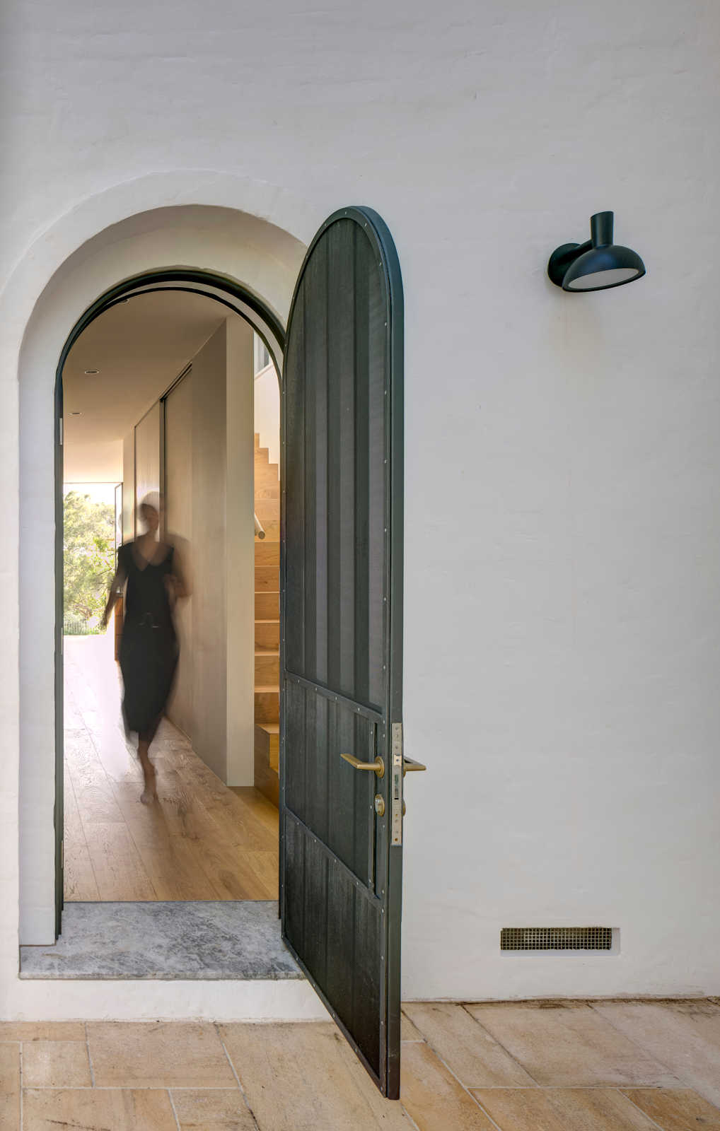 PollyHarbison Castlecrag 000345 1749514867