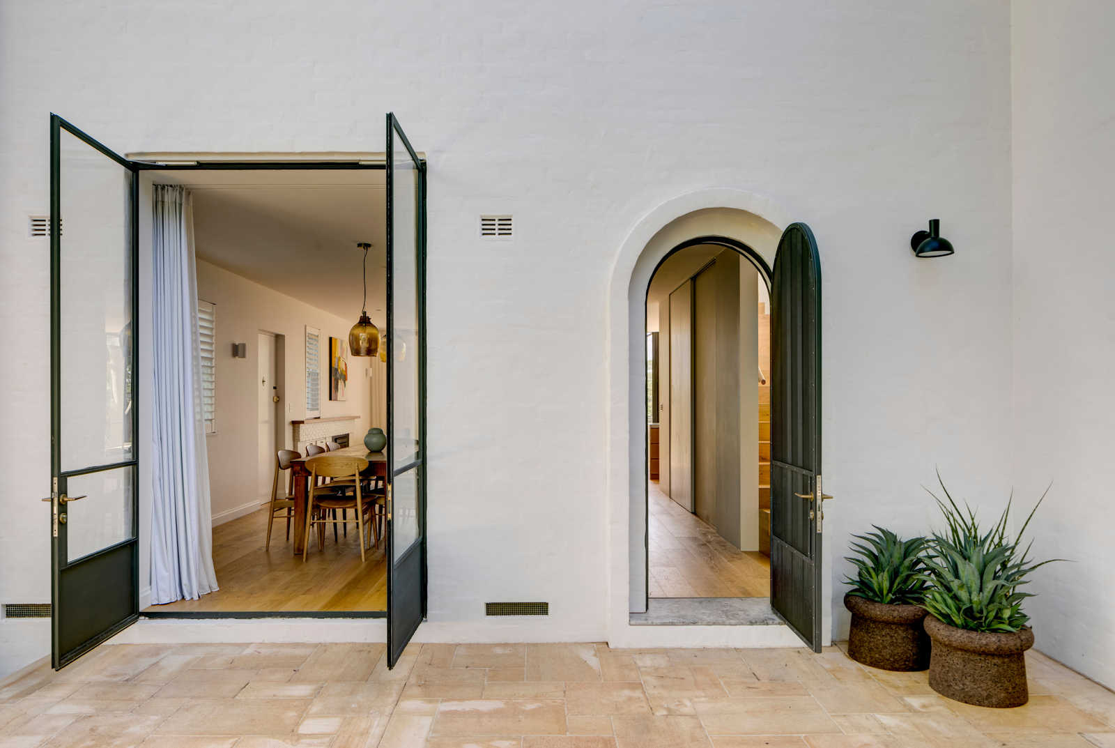 PollyHarbison Castlecrag 000385 1749769773