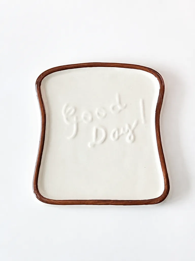 Heem Decor | Good Day | White & Brown Bread-Shaped Ceramic Plate
