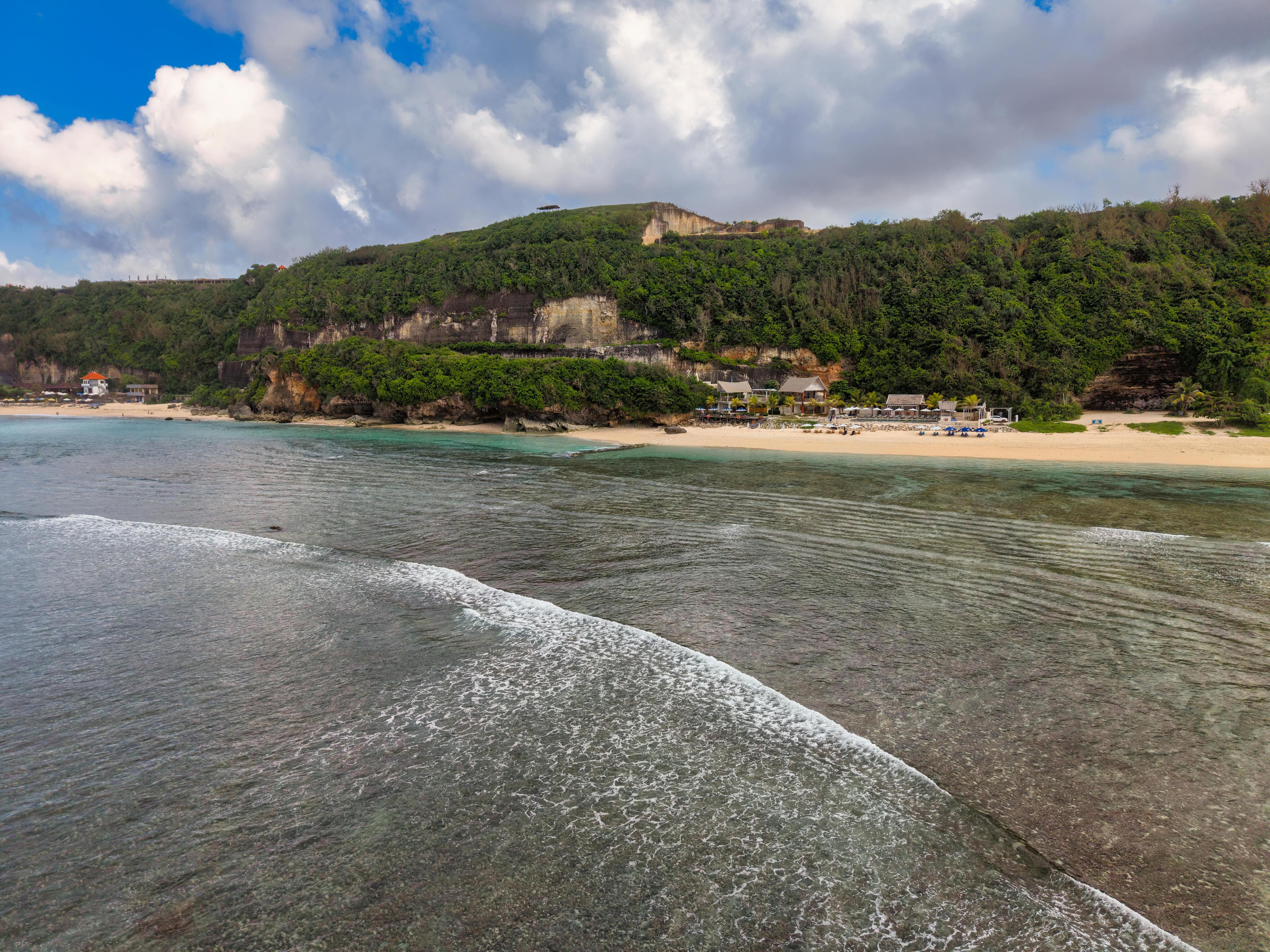 The Beaches of Uluwatu: Hidden Access, Strong Character, and Real Variety