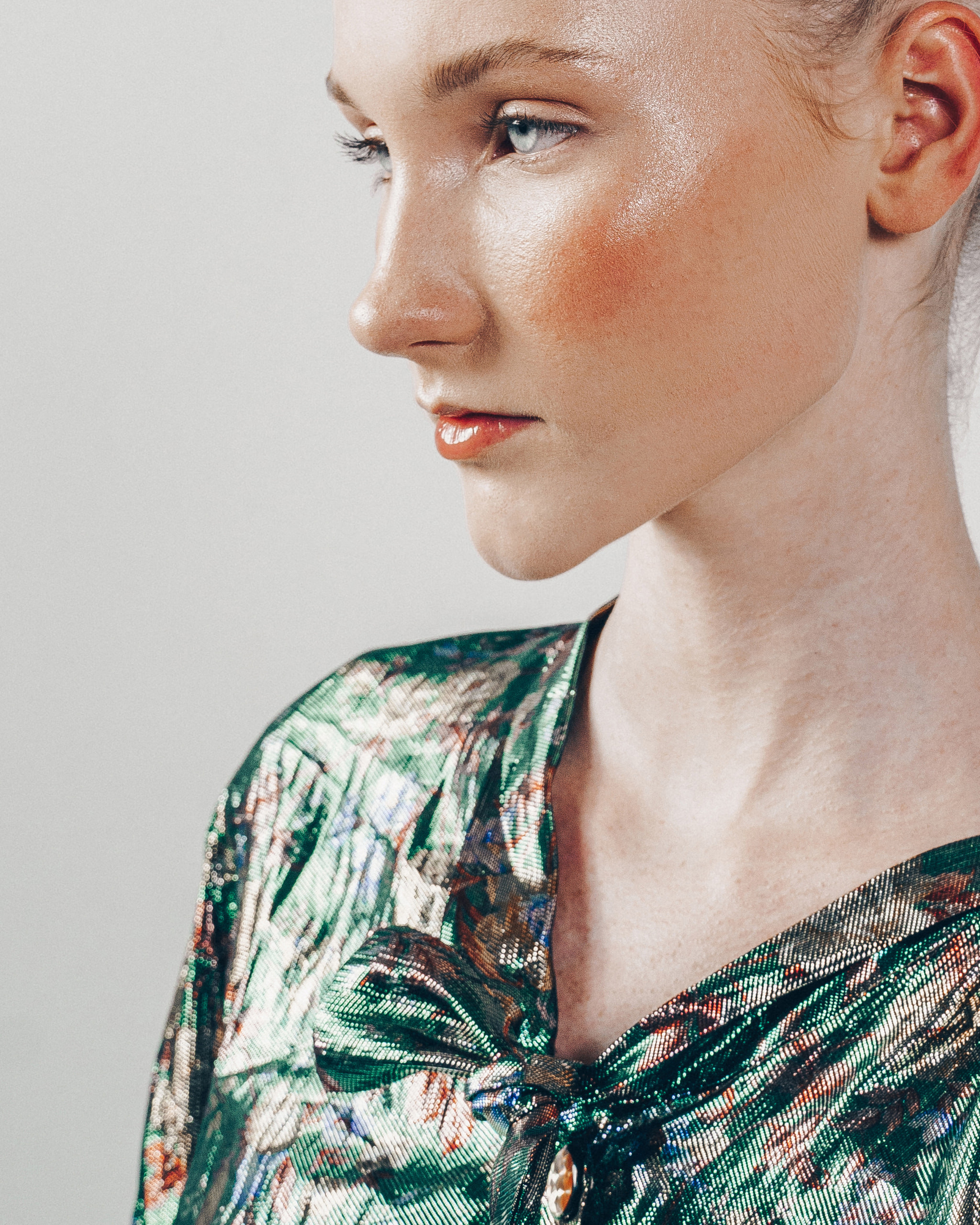 WHITE LIGHT — photograph 4