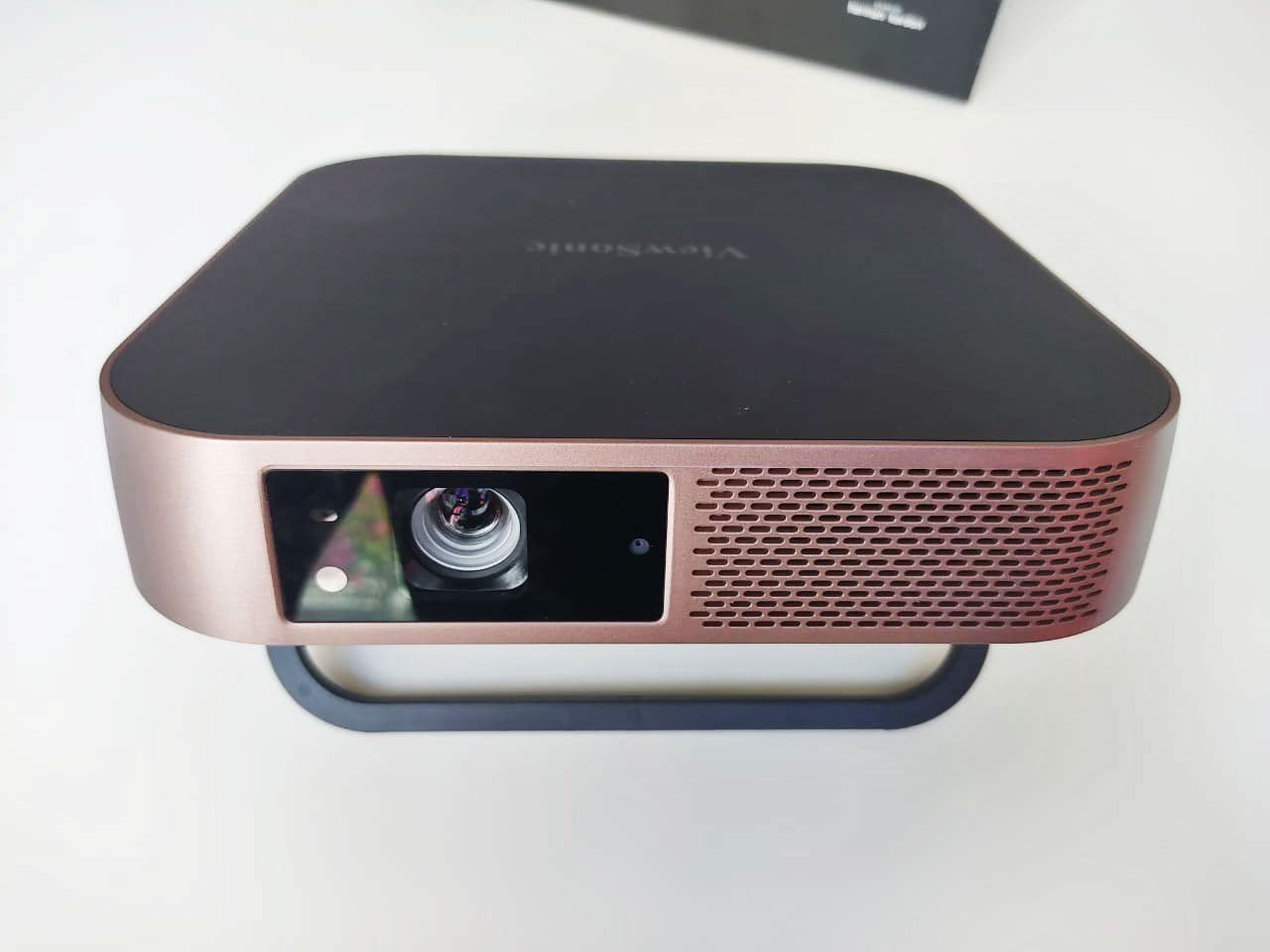 ViewSonic M2 Smart Portable LED Projector Review Gadgets Middle East