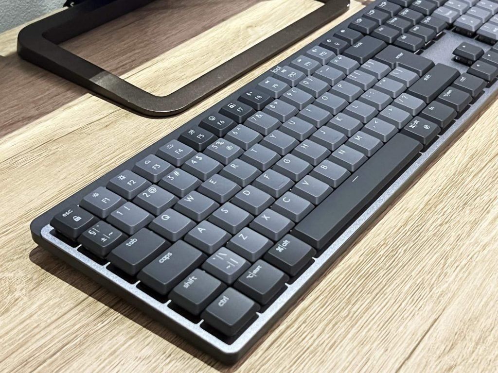 Logitech MX Mechanical Wireless Keyboard Review