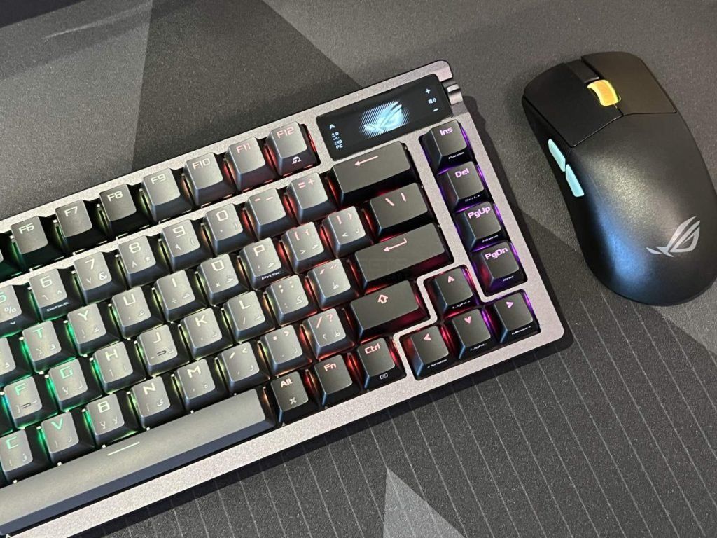 ASUS ROG Azoth Gaming Keyboard Review