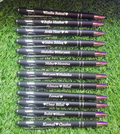 Customize pen with box 