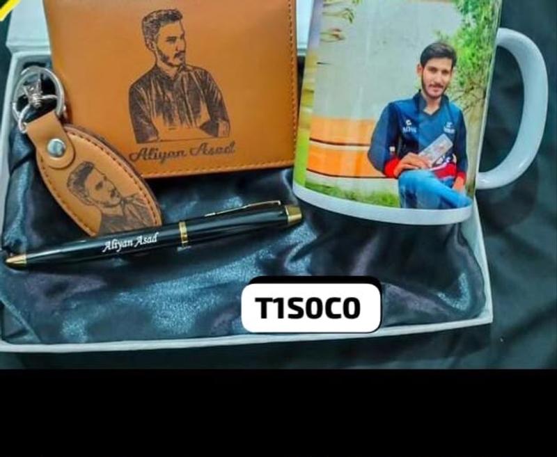Customize Picture Wallet Nd Keychain Customize Name Pen Customize Picture nd Name Mug — Rs 1,650 in Pakistan