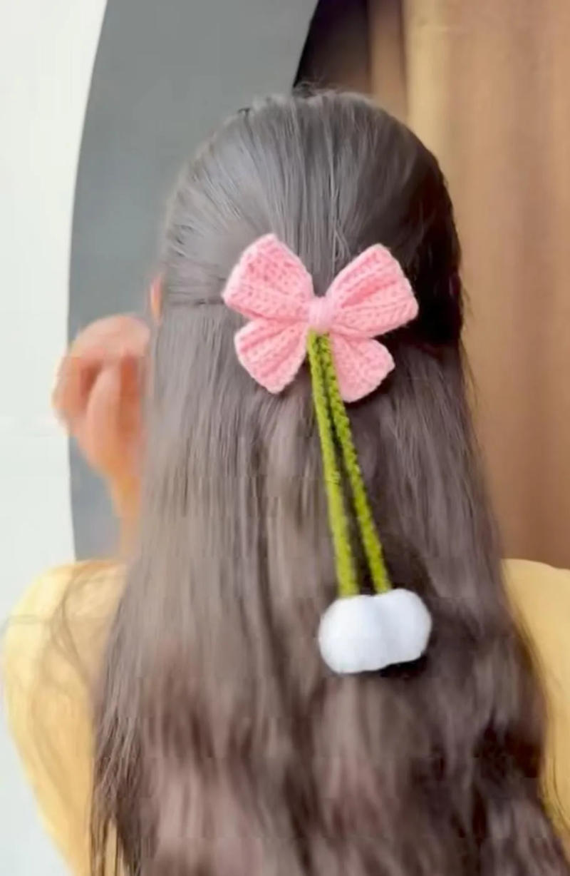 Crochet Bow Hair Clip