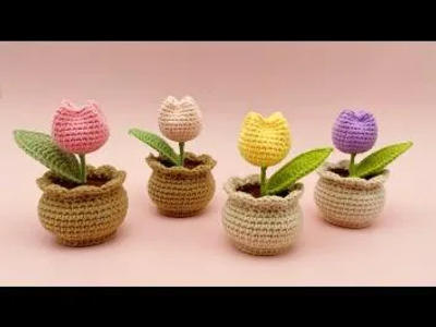 Crochet Flowers with Vase Gift Set