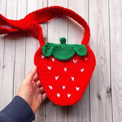 Crochet Strawberry Bag