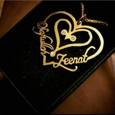 Gold Cursive Couple Name Necklace — Double Hearts