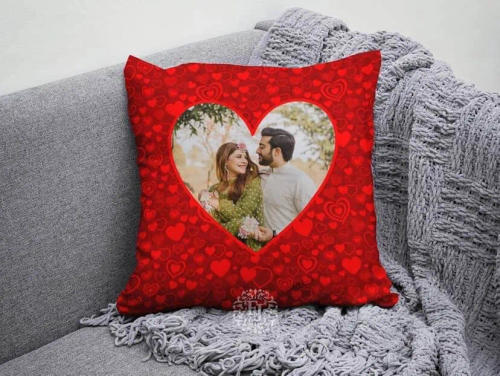Golden Frame Circle Photo Cushion — Rs 700 in Pakistan